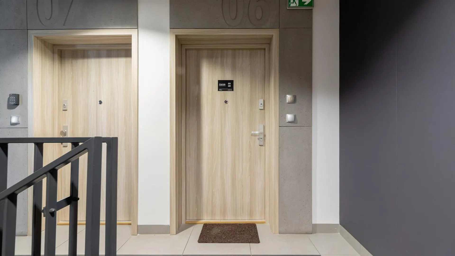 Apartment Cracow Miodowa 42 Elegant Studios By Noclegi Renters Krakow