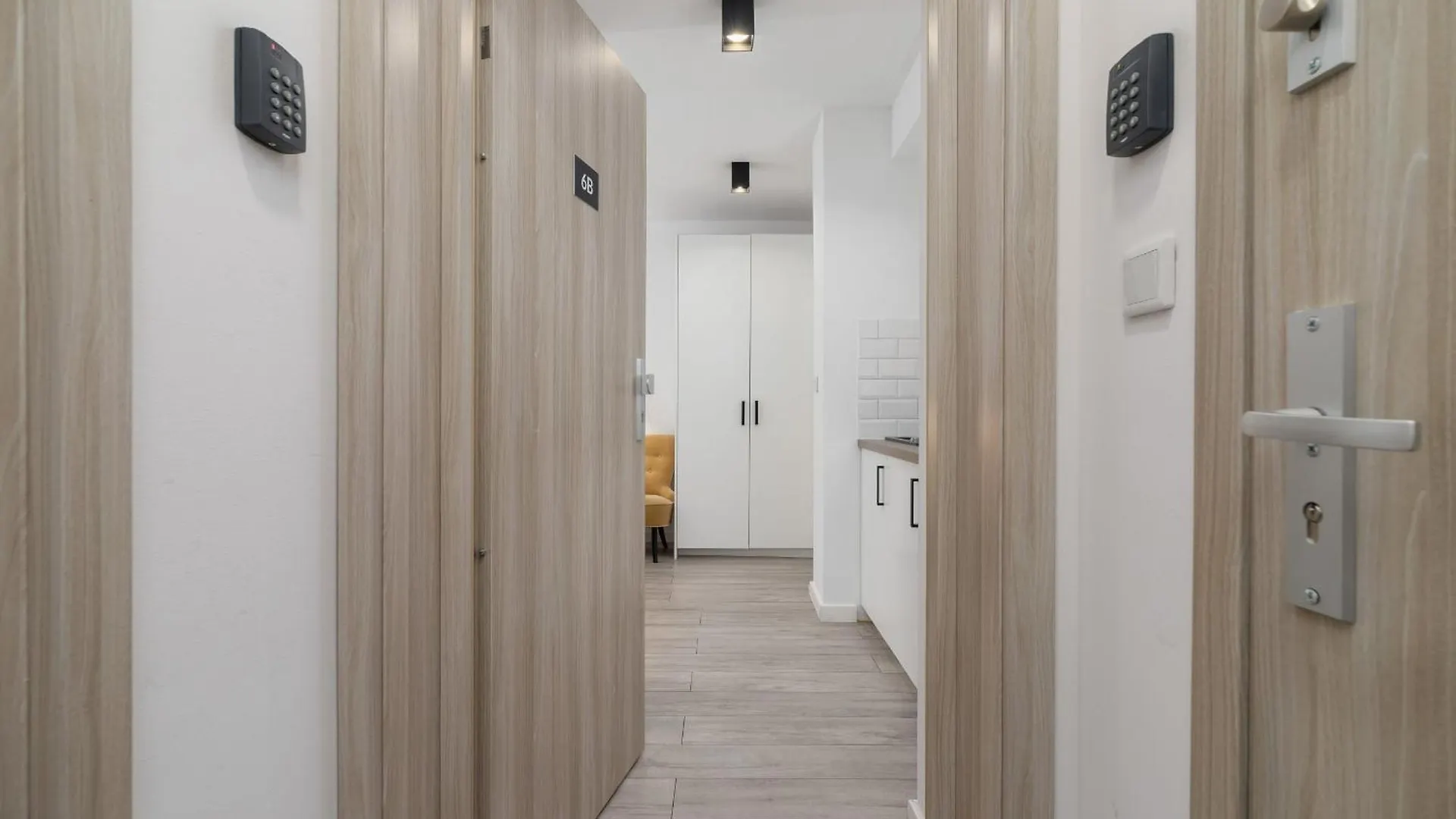 Cracow Miodowa 42 Elegant Studios By Noclegi Renters Krakow Poland